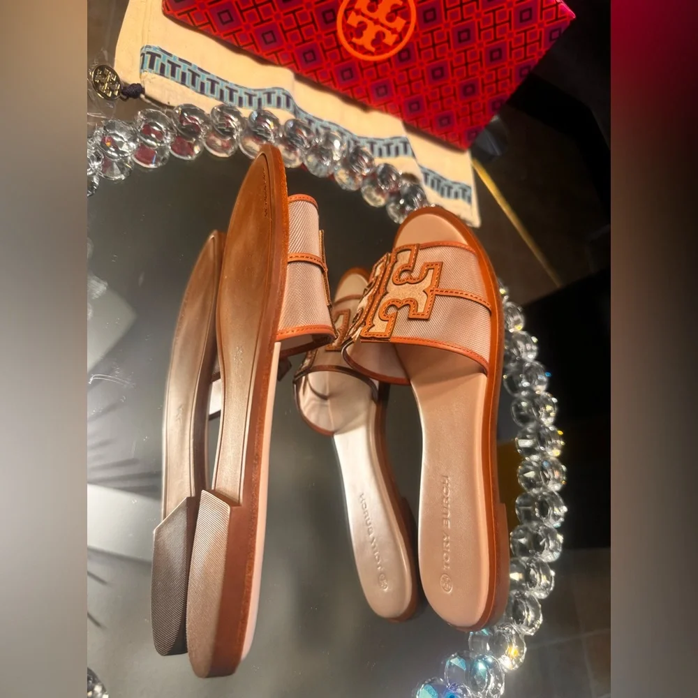 Tory Burch Women's Pink Ines Slide Sandals. Size 7